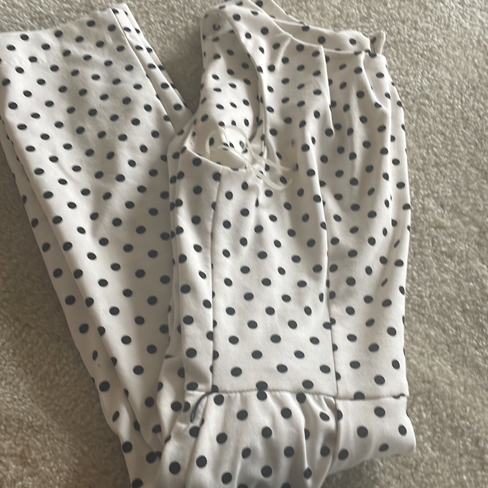 Chaps woman office dress sleeves less